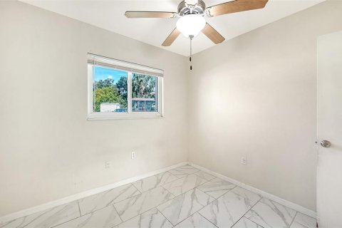 Villa ou maison à vendre à Sarasota, Floride: 4 chambres, 104.05 m2 № 2284405 - photo 22