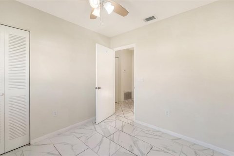 Villa ou maison à vendre à Sarasota, Floride: 4 chambres, 104.05 m2 № 2284405 - photo 18