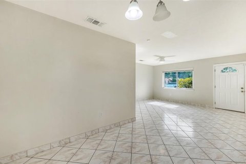 Villa ou maison à vendre à Sarasota, Floride: 4 chambres, 104.05 m2 № 2284405 - photo 14
