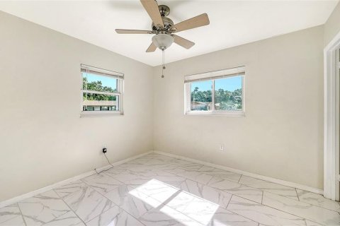Villa ou maison à vendre à Sarasota, Floride: 4 chambres, 104.05 m2 № 2284405 - photo 30