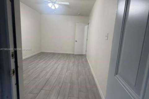 Appartement à louer à Miami, Floride: 1 chambre, 53.7 m2 № 2024741 - photo 10