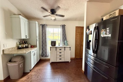 Casa en venta en Deltona, Florida, 4 dormitorios, 184.5 m2 № 1904589 - foto 6