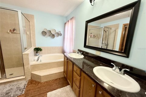 Casa en venta en Deltona, Florida, 4 dormitorios, 184.5 m2 № 1904589 - foto 16