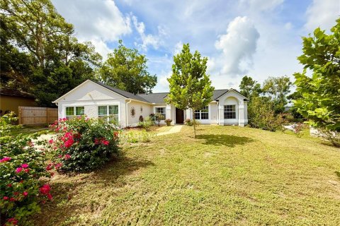 Casa en venta en Deltona, Florida, 4 dormitorios, 184.5 m2 № 1904589 - foto 23