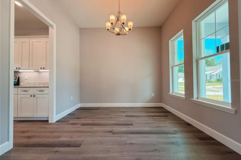 House in Lake Helen, Florida 3 bedrooms, 220.55 sq.m. № 1586669 - photo 10