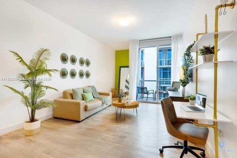 Copropriété à vendre à Hollywood, Floride: 2 chambres, 78.32 m2 № 2194178 - photo 4