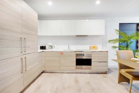Copropriété à vendre à Hollywood, Floride: 2 chambres, 78.32 m2 № 2194178 - photo 10