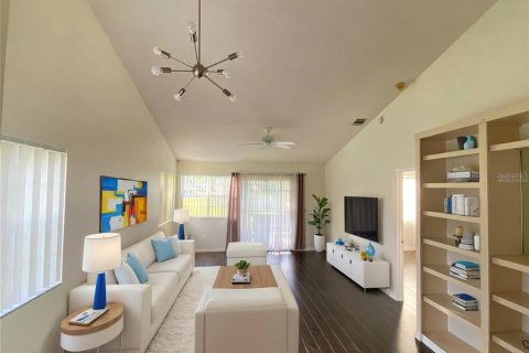 Townhouse in Apopka, Florida 2 bedrooms, 105.91 sq.m. № 2237505 - photo 7