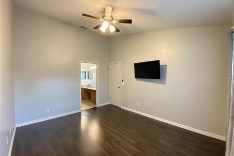 Townhouse in Apopka, Florida 2 bedrooms, 105.91 sq.m. № 2237505 - photo 12