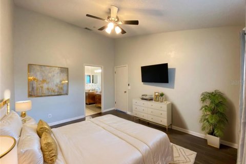 Townhouse in Apopka, Florida 2 bedrooms, 105.91 sq.m. № 2237505 - photo 13
