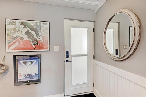 Condo in Sarasota, Florida, 2 bedrooms  № 1749592 - photo 4