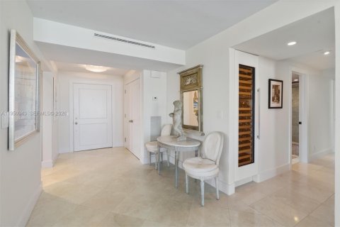 Купить кондоминиум в Форт-Лодердейл, Флорида 2 спальни, 168.43м2, № 2006660 - фото 29