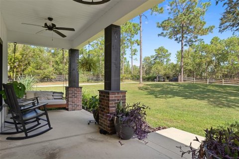 Villa ou maison à vendre à Wildwood, Floride: 4 chambres, 226.96 m2 № 2398519 - photo 8