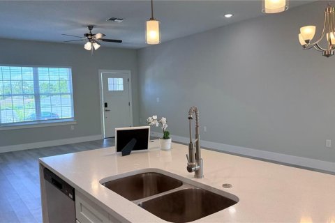 Casa en venta en Ocala, Florida, 4 dormitorios, 155.98 m2 № 1803501 - foto 4