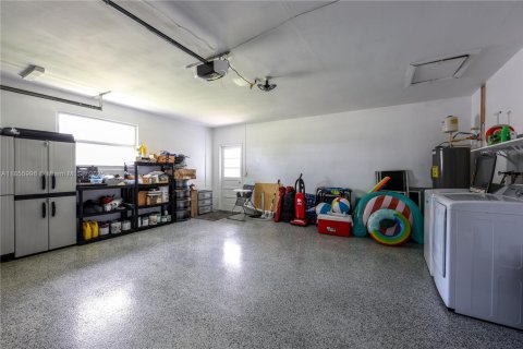 Villa ou maison à vendre à Cape Coral, Floride: 3 chambres № 1981323 - photo 28