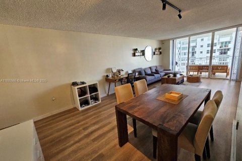 Copropriété à vendre à Aventura, Floride: 1 chambre, 66.61 m2 № 1947684 - photo 6