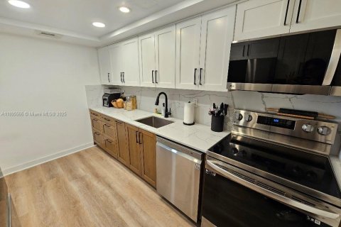 Copropriété à vendre à Aventura, Floride: 1 chambre, 66.61 m2 № 1947684 - photo 4