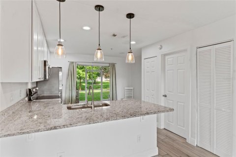 Condominio en venta en Oviedo, Florida, 2 dormitorios, 90.58 m2 № 1847209 - foto 8