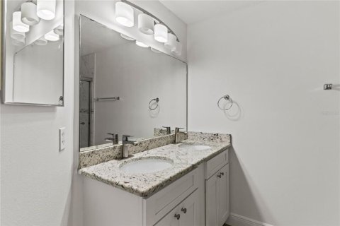 Condominio en venta en Oviedo, Florida, 2 dormitorios, 90.58 m2 № 1847209 - foto 15