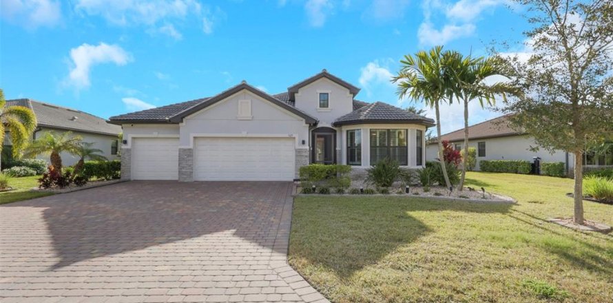 House in Alva, Florida 3 bedrooms, 178.93 sq.m. № 2166038