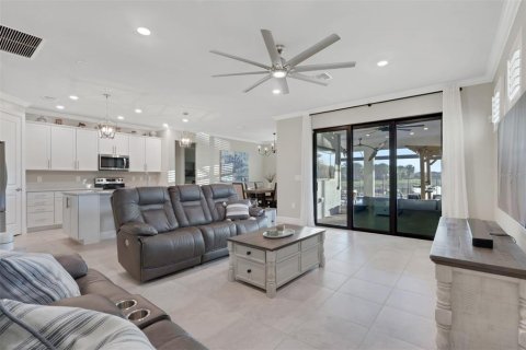 House in Alva, Florida 3 bedrooms, 178.93 sq.m. № 2166038 - photo 6
