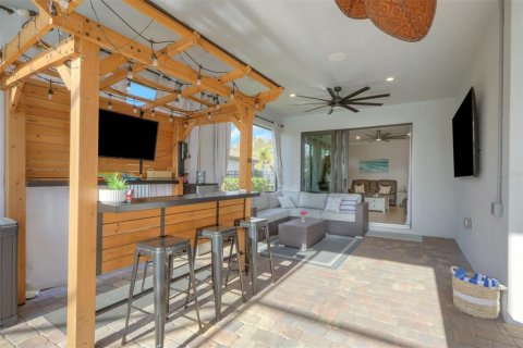 House in Alva, Florida 3 bedrooms, 178.93 sq.m. № 2166038 - photo 18