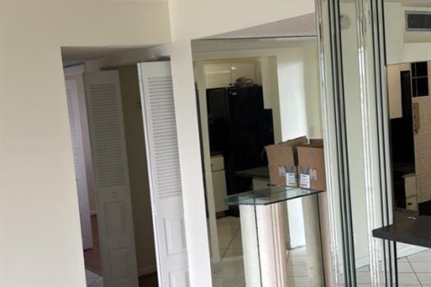 Copropriété à louer à Davie, Floride: 2 chambres, 90.67 m2 № 2432518 - photo 5