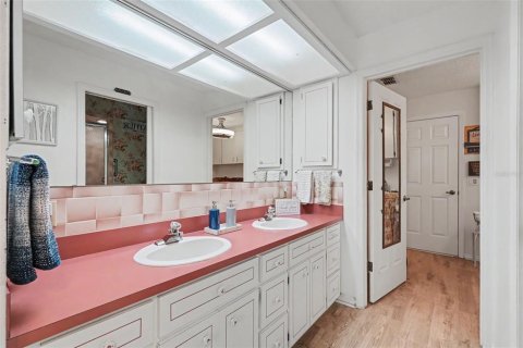 Villa ou maison à vendre à Spring Hill, Floride: 3 chambres, 182.18 m2 № 2226169 - photo 21