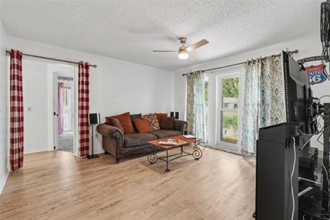 Villa ou maison à vendre à Spring Hill, Floride: 3 chambres, 182.18 m2 № 2226169 - photo 4