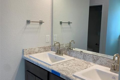 Casa en venta en Beverly Hills, Florida, 4 dormitorios, 187.66 m2 № 1723227 - foto 4
