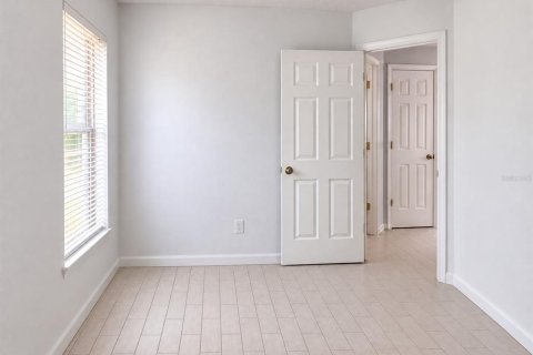 House in Wesley Chapel, Florida 3 bedrooms, 118.17 sq.m. № 2393825 - photo 10