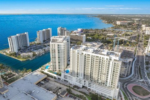Condo in Sarasota, Florida, 2 bedrooms  № 1810809 - photo 25