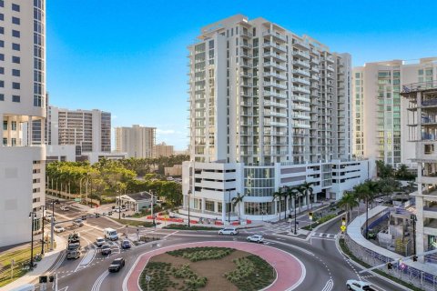 Condo in Sarasota, Florida, 2 bedrooms  № 1810809 - photo 3
