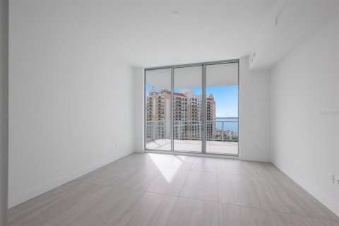 Condo in Sarasota, Florida, 2 bedrooms  № 1810809 - photo 17