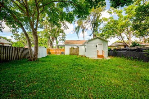 Casa en venta en Saint Petersburg, Florida, 3 dormitorios, 98.48 m2 № 1905943 - foto 24