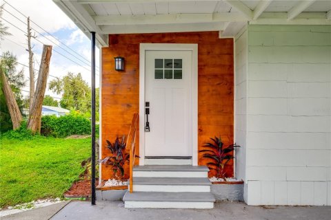 Casa en venta en Saint Petersburg, Florida, 3 dormitorios, 98.48 m2 № 1905943 - foto 2