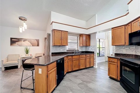 House in Kissimmee, Florida 4 bedrooms, 155.98 sq.m. № 1850929 - photo 23