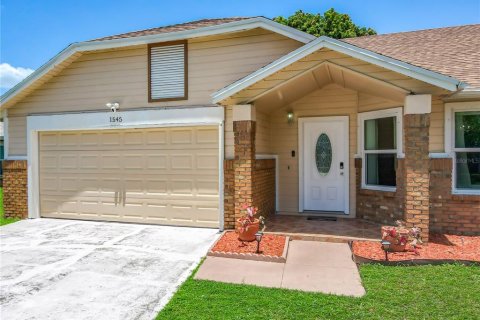 House in Kissimmee, Florida 4 bedrooms, 155.98 sq.m. № 1850929 - photo 2