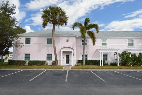 Copropriété à louer à Saint Petersburg, Floride: 2 chambres, 76.64 m2 № 2114861 - photo 2