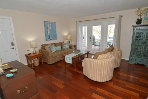 Copropriété à louer à Saint Petersburg, Floride: 2 chambres, 76.64 m2 № 2114861 - photo 4