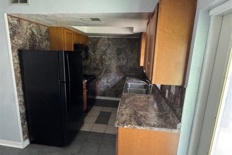 Commercial property in Gainesville, Florida 4 bedrooms, 187.29 sq.m. № 1838099 - photo 7
