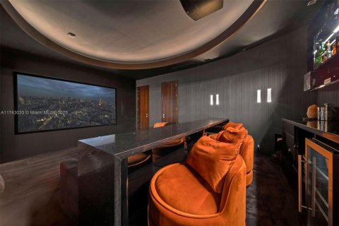 House in Pinecrest, Florida 6 bedrooms, 716.18 sq.m. № 1978245 - photo 16