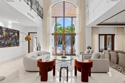 House in Pinecrest, Florida 6 bedrooms, 716.18 sq.m. № 1978245 - photo 18