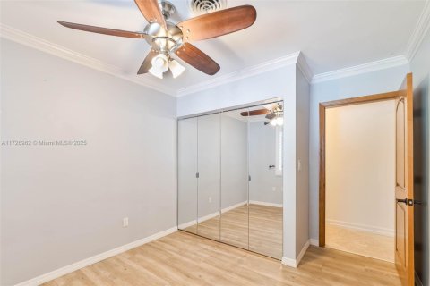 Casa en venta en Palmetto Bay, Florida, 5 dormitorios, 297.29 m2 № 1709419 - foto 29