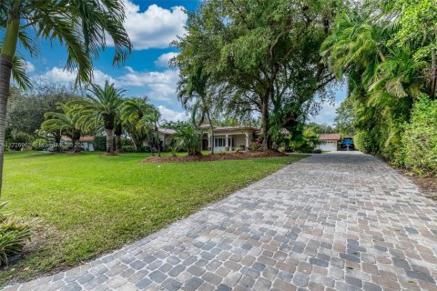 Casa en venta en Palmetto Bay, Florida, 5 dormitorios, 297.29 m2 № 1709419 - foto 15