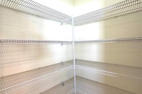 Villa ou maison à louer à Port Charlotte, Floride: 4 chambres, 224.45 m2 № 1747384 - photo 17