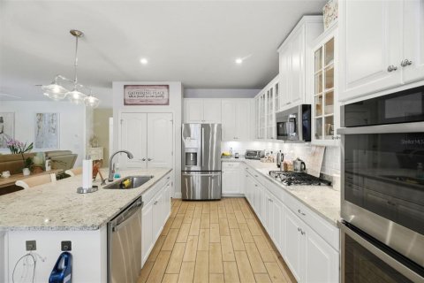 Villa ou maison à vendre à Riverview, Floride: 4 chambres, 233.56 m2 № 2349474 - photo 5