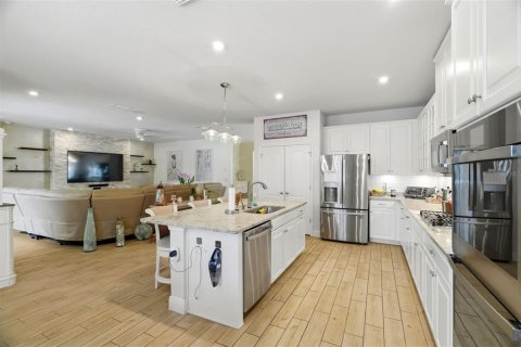 Villa ou maison à vendre à Riverview, Floride: 4 chambres, 233.56 m2 № 2349474 - photo 12