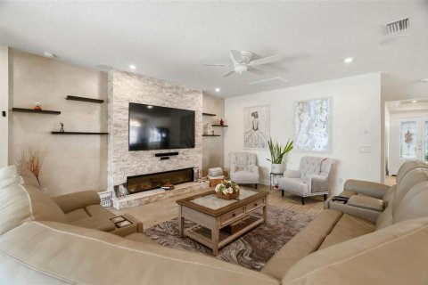 Villa ou maison à vendre à Riverview, Floride: 4 chambres, 233.56 m2 № 2349474 - photo 9