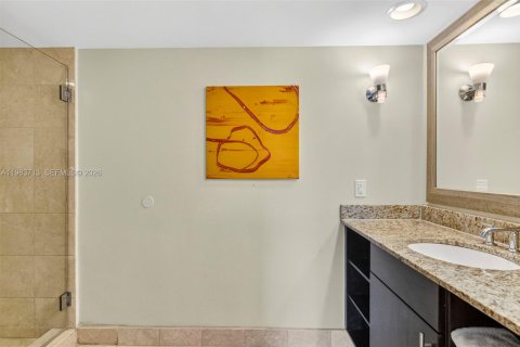 Hotel in Fort Lauderdale, Florida 1 bedroom, 50.91 sq.m. № 2051964 - photo 20